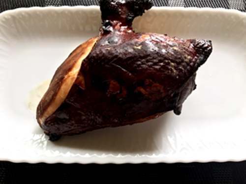 オーブンで燻製ローストチキン