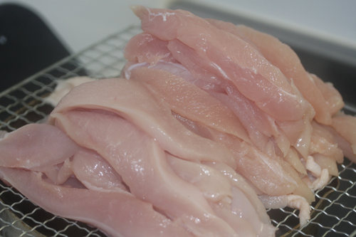 鶏胸肉とササミでチキンジャーキーの作り方