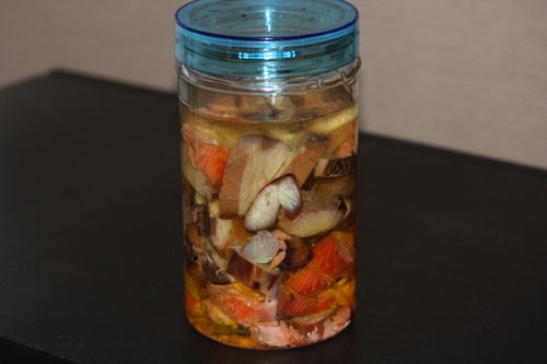 燻製鮭、カジキ、カツオのオリーブオイル漬け