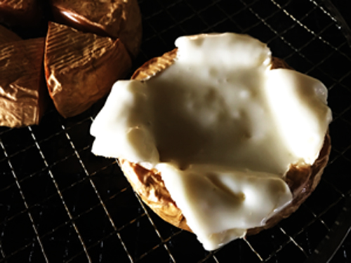 とろとろカマンベール燻製フォンデュ