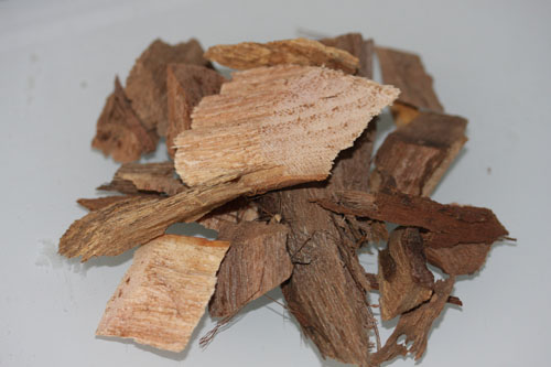 ブドウの燻製チップ