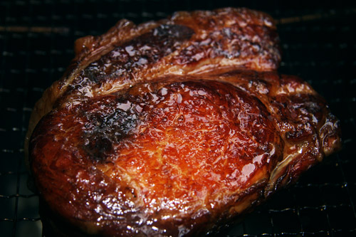 豚肩ロース肉のベーコン