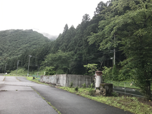 里山ジビエ入口