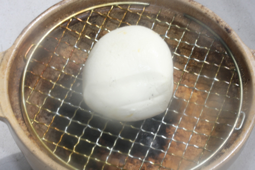 モッツアレラチーズの土鍋燻製