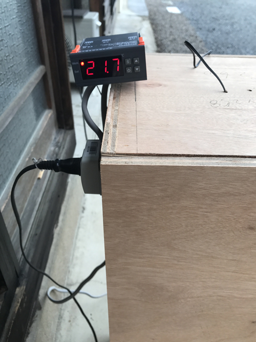 サーモスタット取り付け方