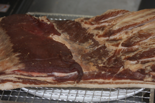 冷蔵庫でパンチェッタ作り