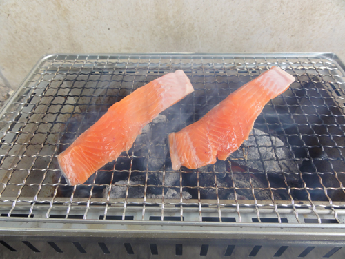 鮭切り身燻製