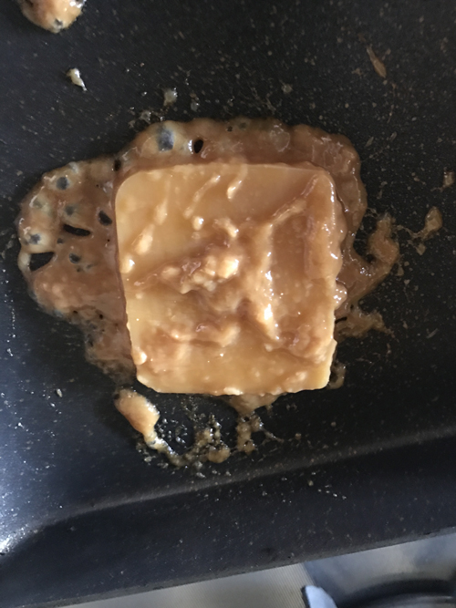 スモークチーズを焼く