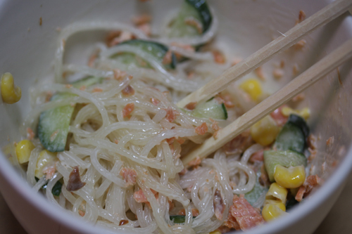 燻製鮭のフレークサラダ