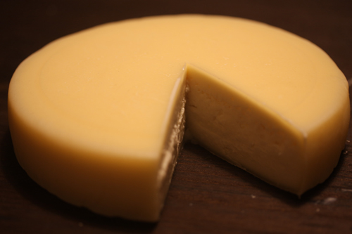 手作りハードチーズ