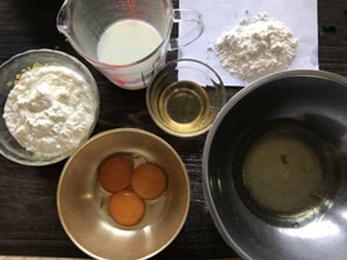 自家製スフレチーズケーキ