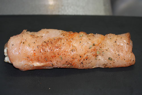 鶏むね肉を鶏ハム風に成型