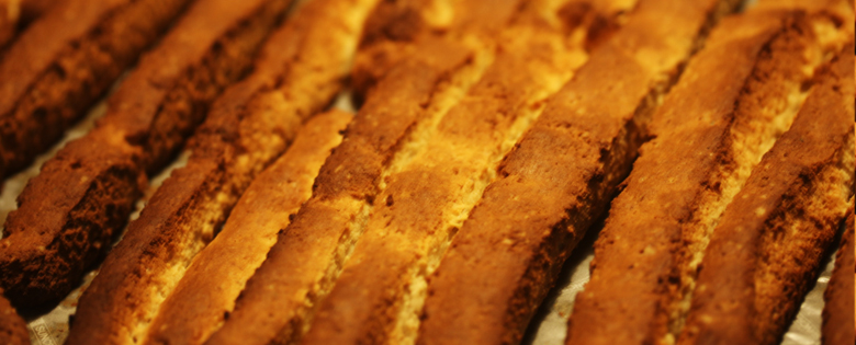 自家製チーズで燻製焼き菓子