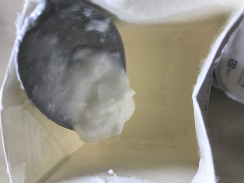 牛乳パックでヨーグルトを作る
